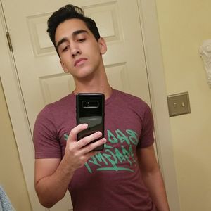 Meet your Posher, Niko